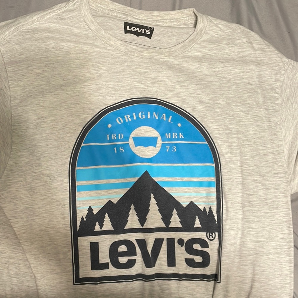 Levi original shirt